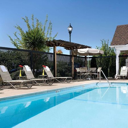 Sonesta Simply Suites Seattle Renton Bagian luar foto