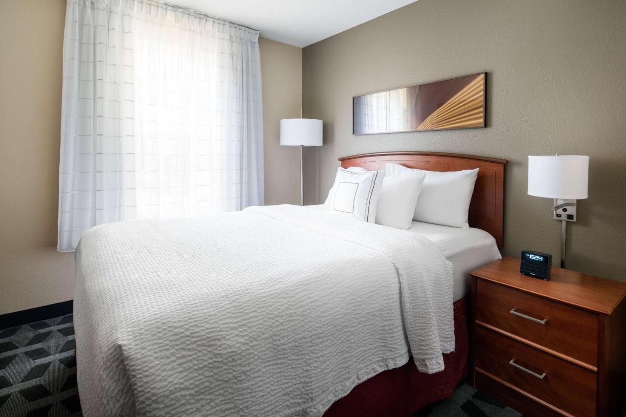 Sonesta Simply Suites Seattle Renton Bagian luar foto
