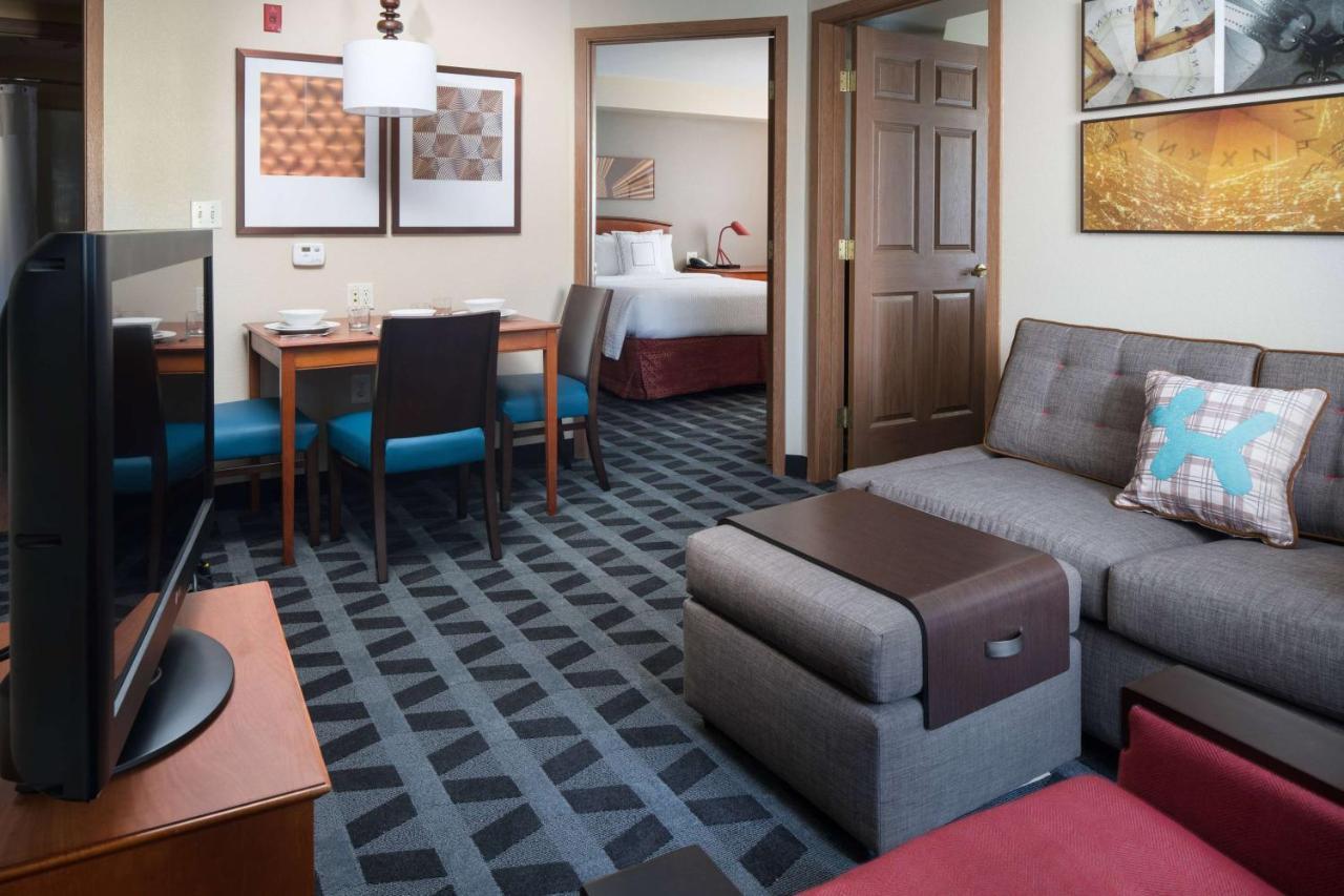 Sonesta Simply Suites Seattle Renton Bagian luar foto