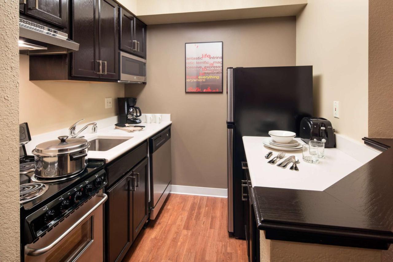 Sonesta Simply Suites Seattle Renton Bagian luar foto